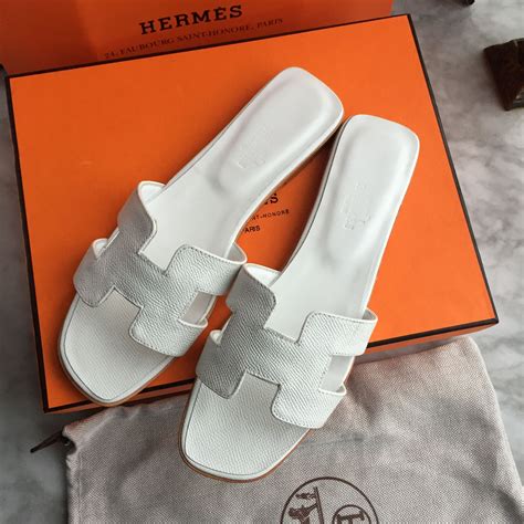 hermes slippers wit dames|hermes closed slippers.